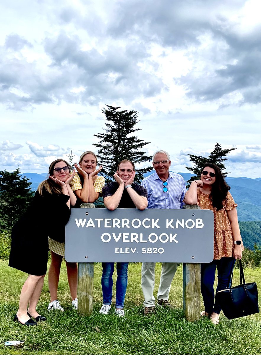 crawfordagncy's tweet photo. Haywood you like a #HayNow tour? 🦌⛰️
Thanks to the hospitality of our awesome client, @VisitNCsmokies, #TeamCrawford had the opportunity to experience a picture-perfect day exploring Haywood County! https://t.co/ndKj0PCOPt