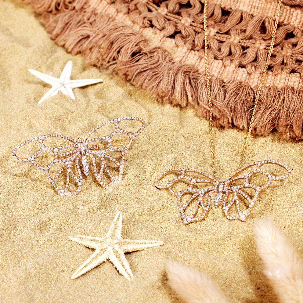 RdeVersailles's tweet photo. Spread your wings and sparkle! ✨
#diamonds #diamondbutterflies #butterfly #butterflies #diamondjewellery #jewellery #jewelry #BloorYorkville #Yorkville #Toronto #RdeV #RoyaldeVersailles #summer #summerjewellery #beach #beachvibes https://t.co/mimEBjLxvI