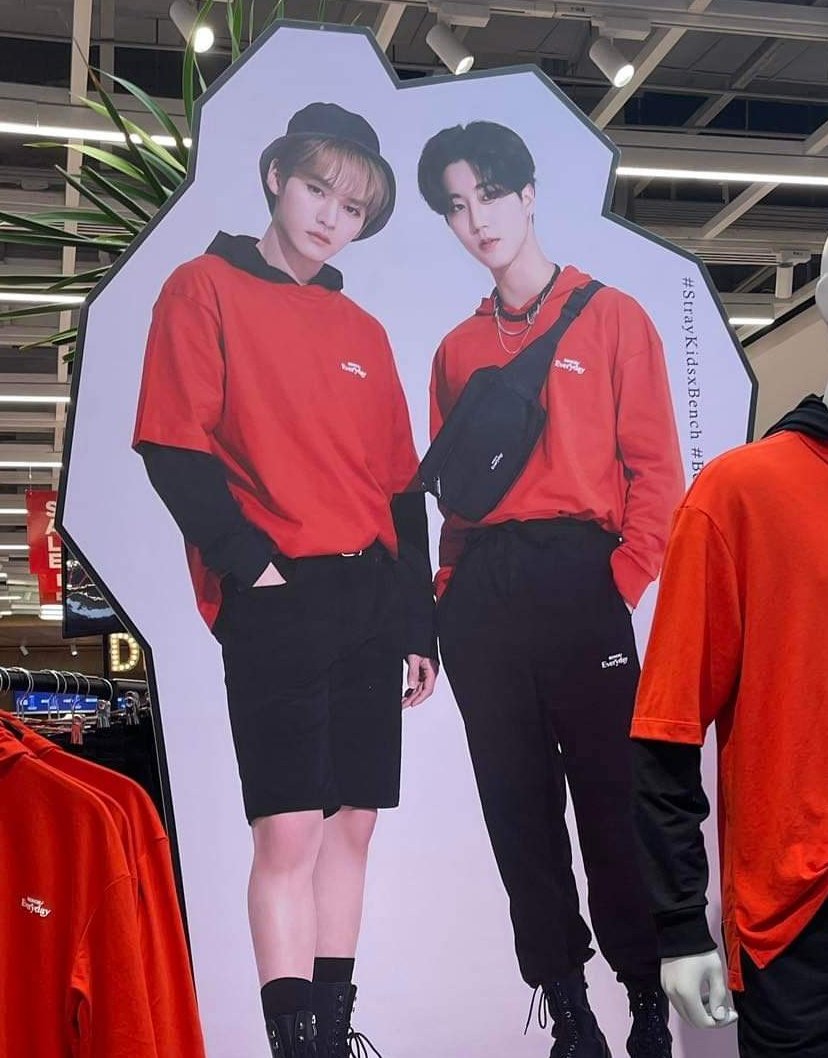 hanmingg's tweet photo. minsung standees ❤🤍 https://t.co/vvcfpP3Vli