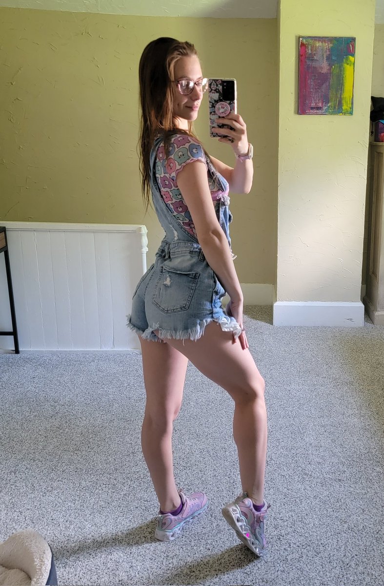 Send Me something cute this morning thru one of My payment methods 💸💕