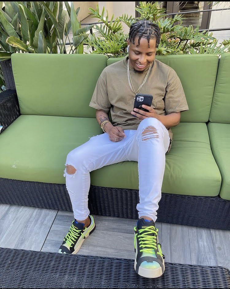 NeytonBen's tweet photo. Jou Jeudi c jou pu'w pran Desizyon'w pou'w Di @realbakypopile fò vre wi, pou jan inspiration l fèm #kriye,
C nu ki gen #vakans
C nu ki gen bel #fanm
C nu ki gen mou'n #fre
C nu ki gen #trankilite
C nu ki gen #koze
C nu kap fè #Hitttt
Chapo ba pou ou @realbakypopile
#286💥💥🤩 https://t.co/0RLR0mNLO1