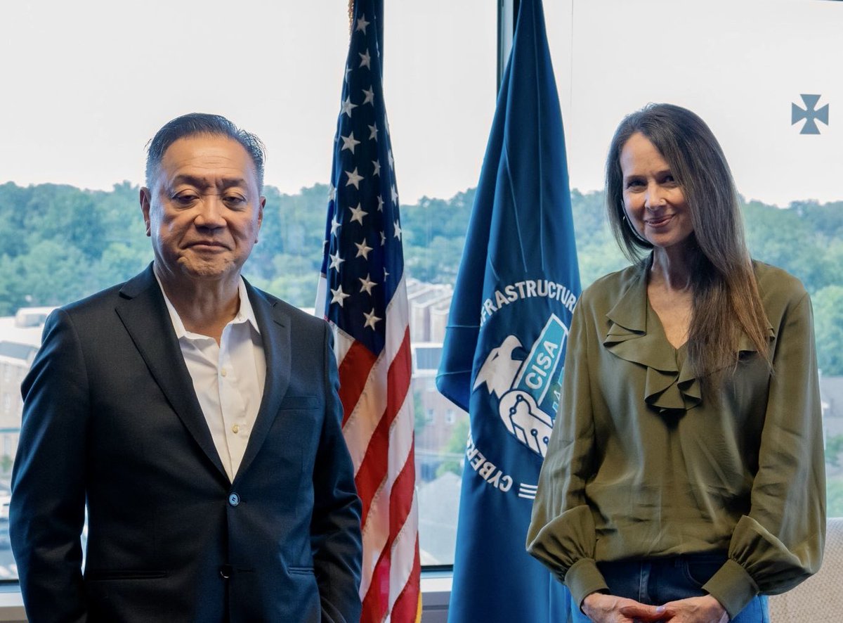CISAJen's tweet photo. Great to meet @Broadcom’s President &amp; CEO, Hock Tan. @BroadcomSW is a valuable member of our Joint Cyber Defense Collaborative (see Daxin: https://t.co/hVLJUtdWU8); I look forward to continuing our collaboration with them to strengthen our nation's cyber defenses. #JCDC https://t.co/YIqHPXaoGy