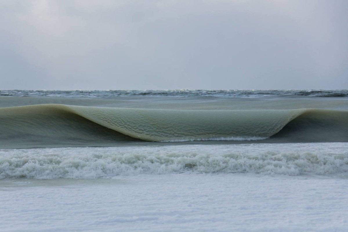 darknautical's tweet photo. Nearly frozen waves spotted off the coast of Nantucket, Massachusetts

📷Jonathan Nimerfroh https://t.co/VmRMMK0MTi