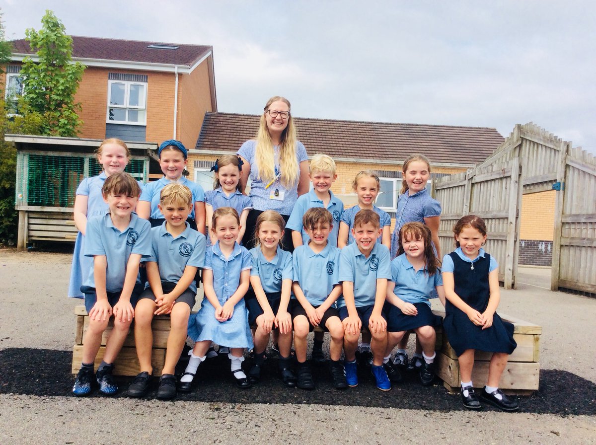 It has been a pleasure to teach you all. Thank you for the kind gifts and words. I will miss you all! Mrs Smith xxx