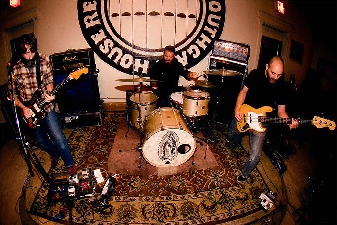 AMPLINE's tweet photo. October 12, 2012
Newport, KY at @SGHRevival 

First show at the new spot. @CincyPunkFest was always a blast! 

📸:  Paul Schroder https://t.co/C0R5XcI7oW