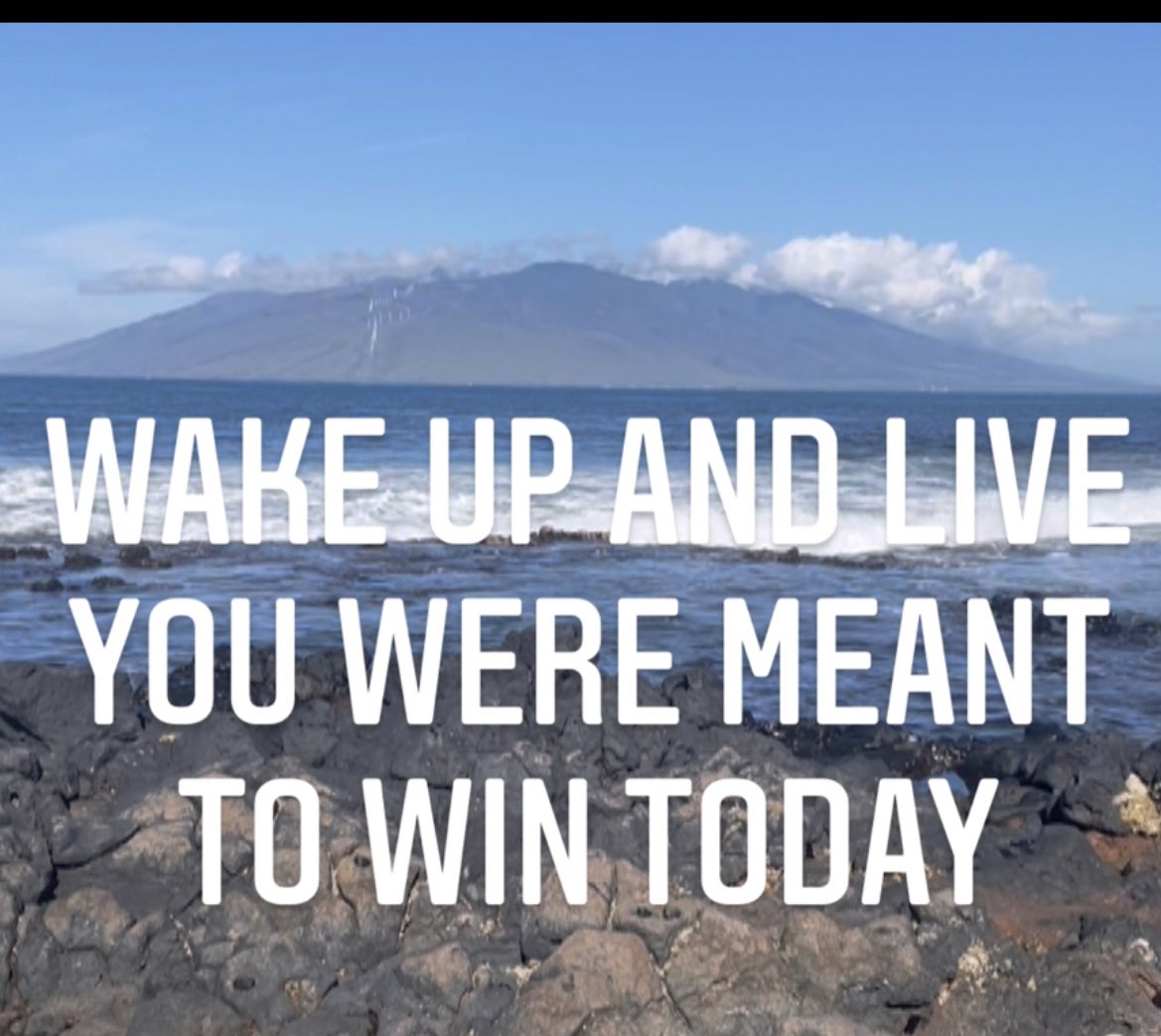 CoachBellamy's tweet photo. Write that great ending, be that superhero, win that game, and walk into the sunset.Control the narrative and live your best life. Let it be said, #manifestation at its finest. Want better,do better. #BuiltForThis #BettingOnMe #AllTheWayUp #UNTOUCHABLES #HeGotMe #ShakeEmOff #MB3 https://t.co/7Deg5khoX2
