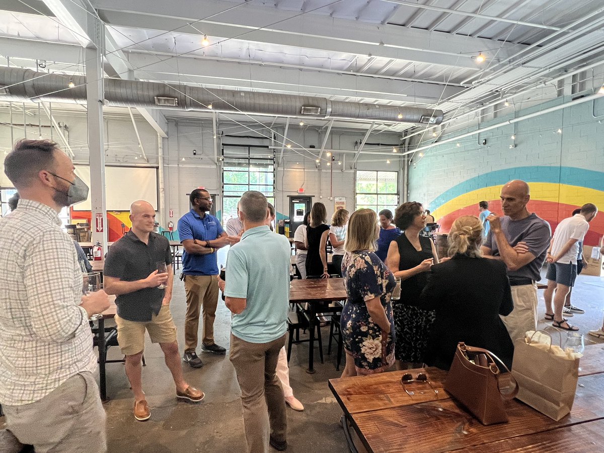 KyleCovPT's tweet image. @Duke_DPT Faculty Development Residents, Jeff South and Beth Buzzell, gave their final scholarly presentations and celebrated with faculty and staff yesterday.  We wish them well as they transition to new faculty roles at Samuel Merritt DPT and @CampbellDPT, respectively.