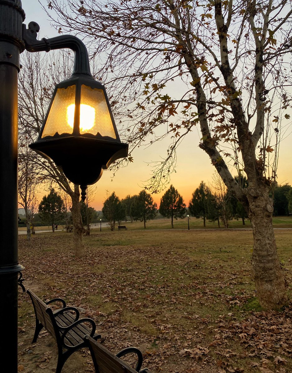 NaulSahb's tweet photo. تیرے لفظوں میں وہ تفصیل کہاں

اپنی آنکھوں سے کہو بات کریں

#photography #Islamabad #Beautifulpakistan https://t.co/lXXeT9AVCm