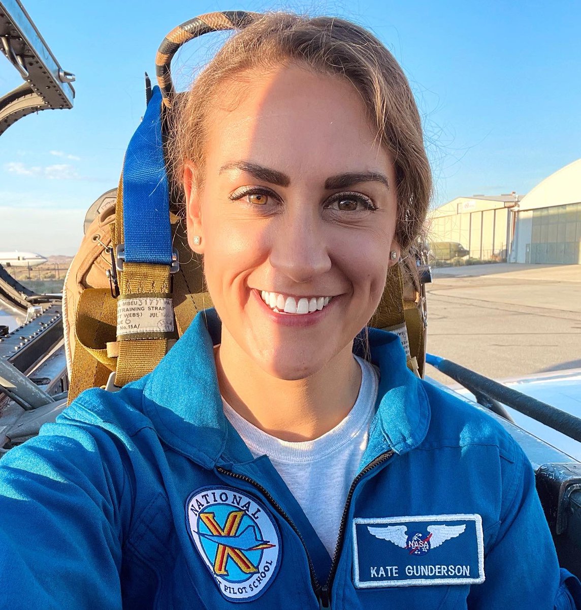 Yesterday we filmed some content for a really cool new NTPS promotional video that will be released soon. I think my acting career may finally be “taking off”?! 🤪
#testpilotschool #flywithme #mb326 #aviation #womeninaerospace #womeninstem #aerospaceengineer