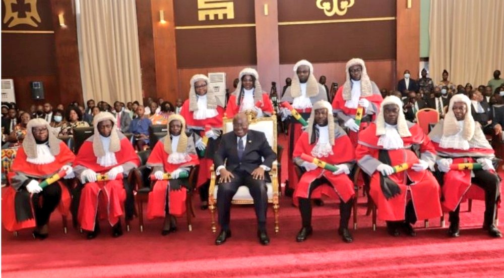 nnc313's tweet photo. Mrs Nabeela Naeema Wahab daughter of late Ameer Jama'at Ghana Maulana Abdul Wahab Adam sahib being inducted as a Justice of Ghana High Courts. A very proud and inspiring moment for Lajna Immaillah in Africa and globally.

May Allah be her Guide, Ameen

#IslamAhmadiyyat
#ghananews https://t.co/r4qs1Iaxiy