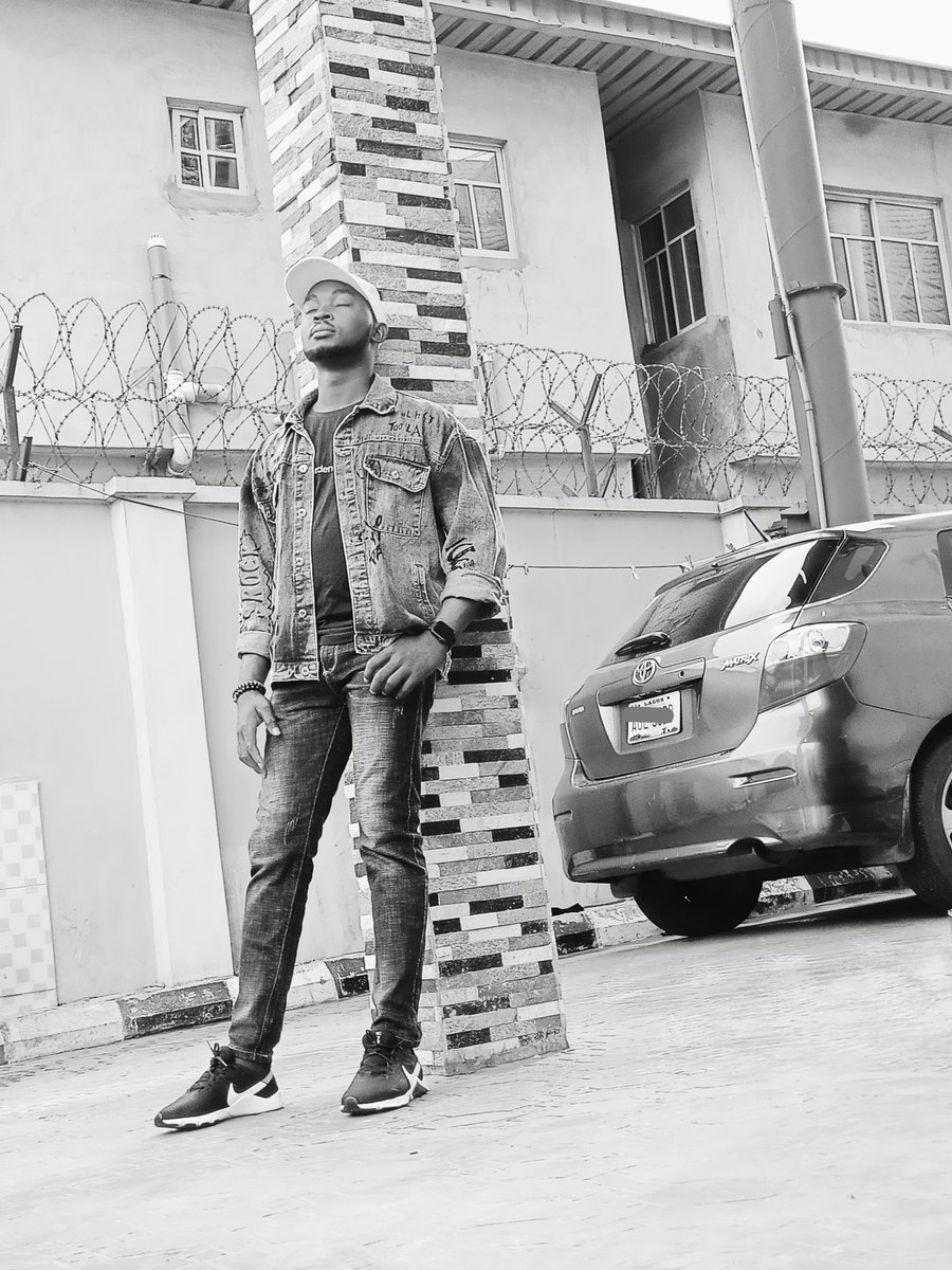 Mario_Omokaro's tweet photo. I get you started in tech, ensure you acquire the core competence, and get you a job afterwards.

Tech talent development is my forte.👨🏼‍💻👩‍💻

#techtalentdeveloper #edtech #GAintheValley https://t.co/eMyGuqwo1h