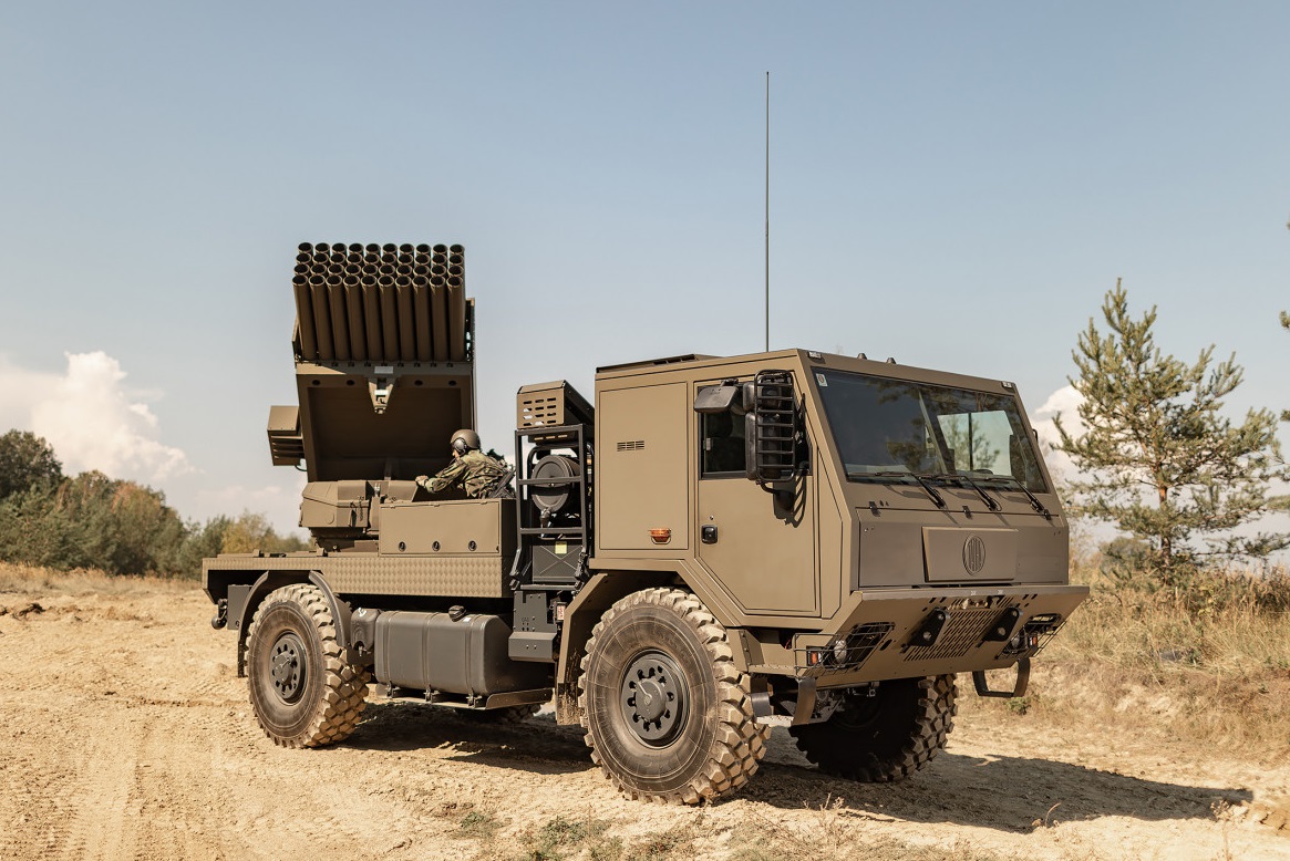 TPZ Fuchs A8 &amp; RM-70 Vampire MRLS