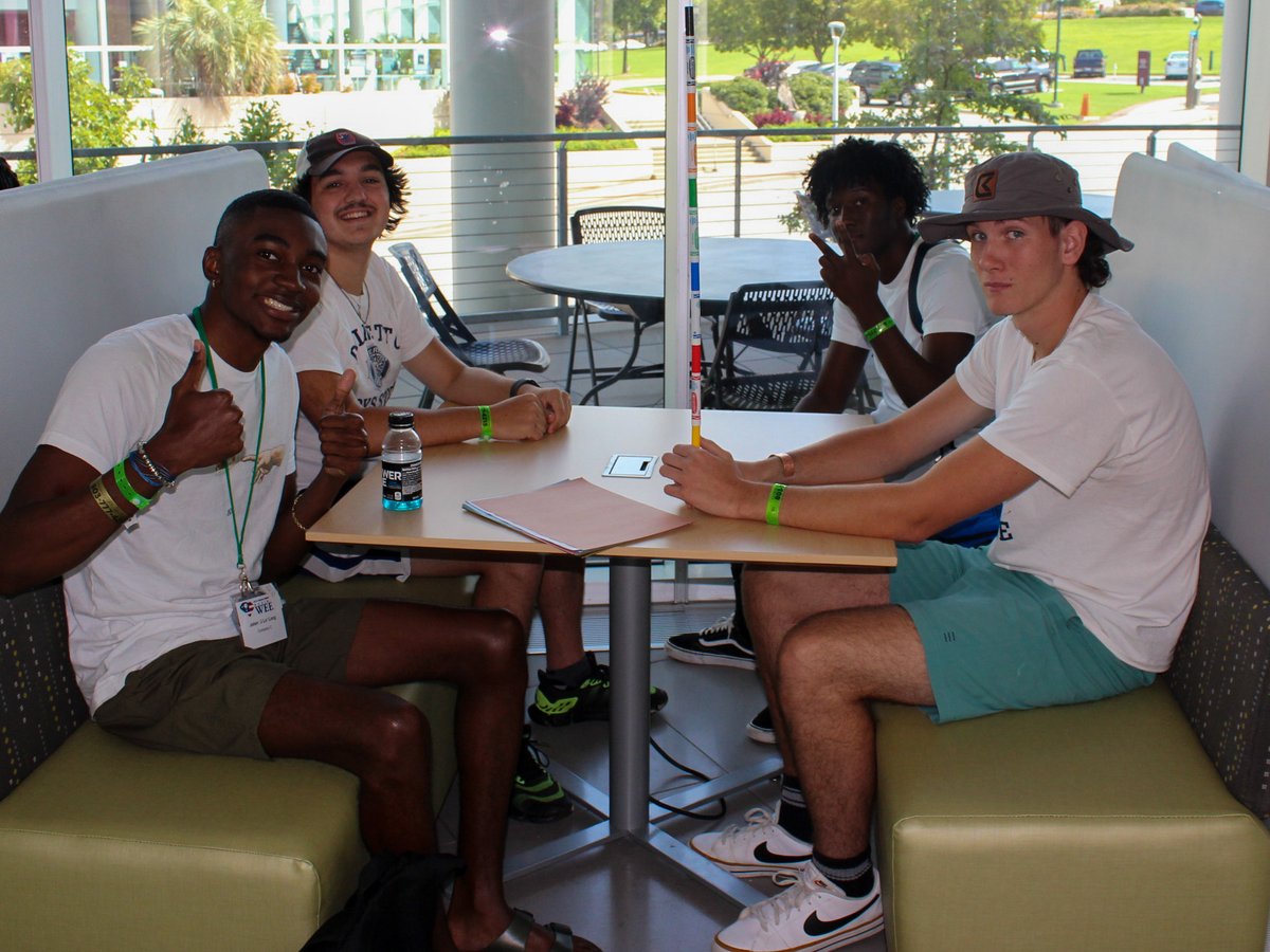 SC Business Week tweet media