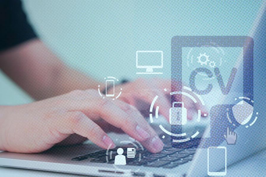 natrangroupe's tweet photo. ⚠️ Vigilance

De fausses offres d’emploi aux USA usurpant la marque GRTgaz ont fait l’objet de signalements. Les équipes #cybersécurité sont mobilisées pour minimiser les conséquences de cette attaque. Nous appelons à la vigilance de chacun.

➡️https://t.co/m270psg24g https://t.co/MHVGc5OgW9