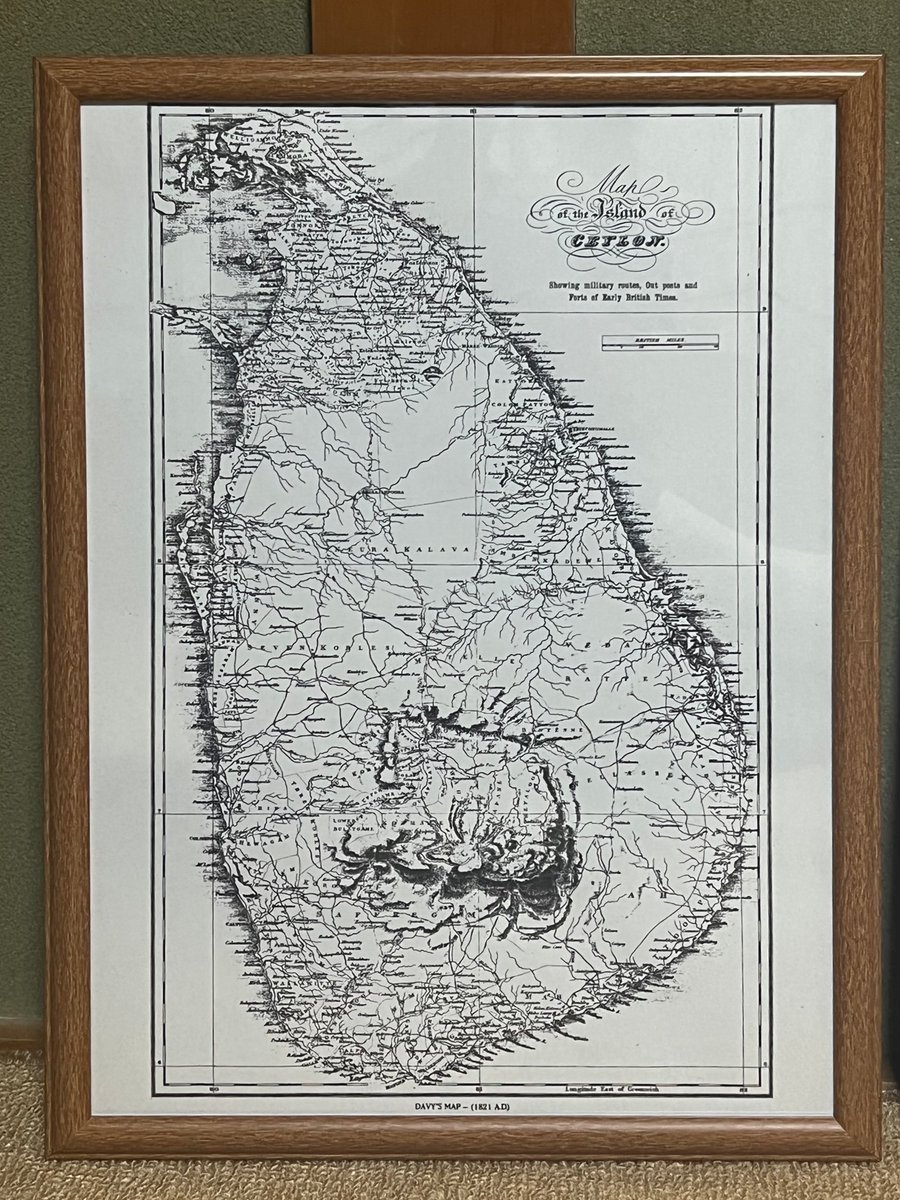 kareikarai's tweet image. 昨日の続きのスリランカの古地図３枚です。帰宅時にダイソーで額を購入。全部で７枚。　スキャンしていないデータがまだまだあります。
A1サイズのカラースキャン、高そうだ......

#SriLanka #SriLankaOldMap #AncientMap #SriLankanAncientMap #スリランカ #スリランカの地図 #スリランカの古地図