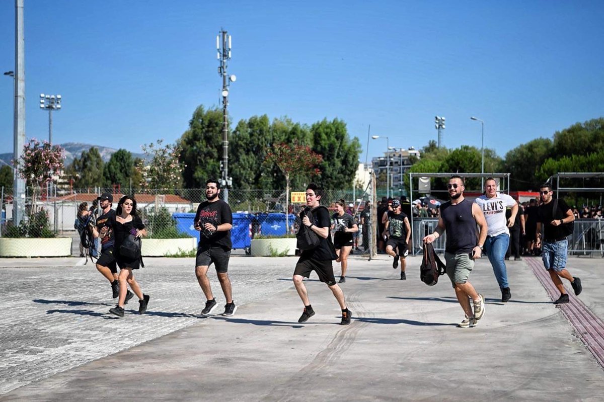 ReleaseAthens's tweet photo. Τρίτη σειρά προκριματικών, το Σάββατο ο "μεγάλος τελικός"!

Ακόμα μια metal ημέρα ξεκίνησε!

#releaseathens22 #metaldays #sabaton #blindguardian #epica #enemyofreality #thesilentrage https://t.co/nxWpaqEWpg