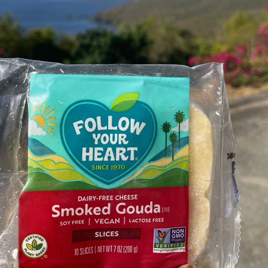 ICYMI: For July, we mixed it up with a 📸 contest! Enter by taking a picture of one of our sponsors and uploading it here 👉 bit.ly/3OIeHVt
You could win a prize pack from @Terraseed <a href="/FollowYourHeart/">Follow Your Heart</a> @Hodofoods  @Fabalishfoods Rebel Cheese @Vegky <a href="/Cinnaholic/">Cinnaholic</a> @BurnyWilds