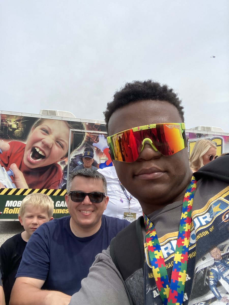 JoeJr57's tweet photo. Me and @andyseuss 
#NASCAR #AndySeuss #TheGreatestOfAllTime #newhampshire #NHMS #PitVipers #nascarnewengland #USA #America #BestInTheWorld #Champion #Loudon #nascarwhelenmodifiedtour #whelenmodifiedtour #modsmainly #LastWeekend https://t.co/RruAyip0Ee