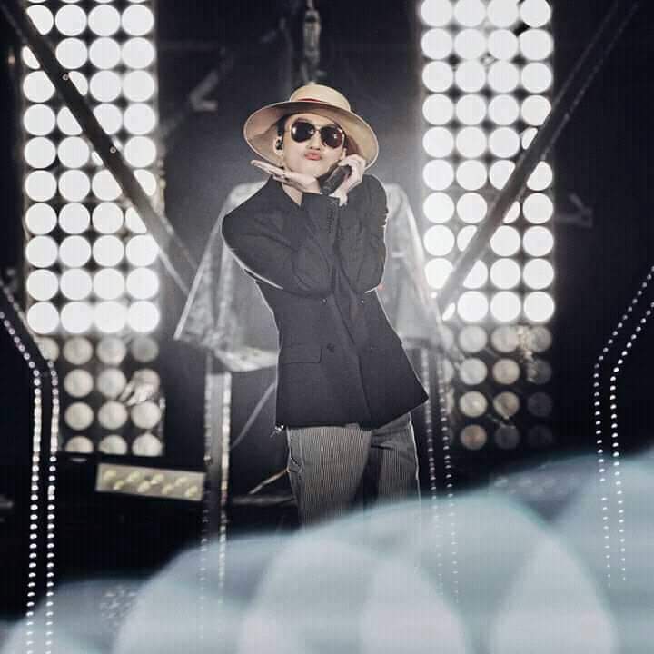 HoaTam_mtp's tweet photo. Dắt M9 đi bơi

M-TP ONE! 

@sontungmtp777

#SonTungMTP #TheresNoOneAtAll
#STANWORLD #WeStanEarth. https://t.co/38r0HHCvIQ https://t.co/gUtTc5dUbV