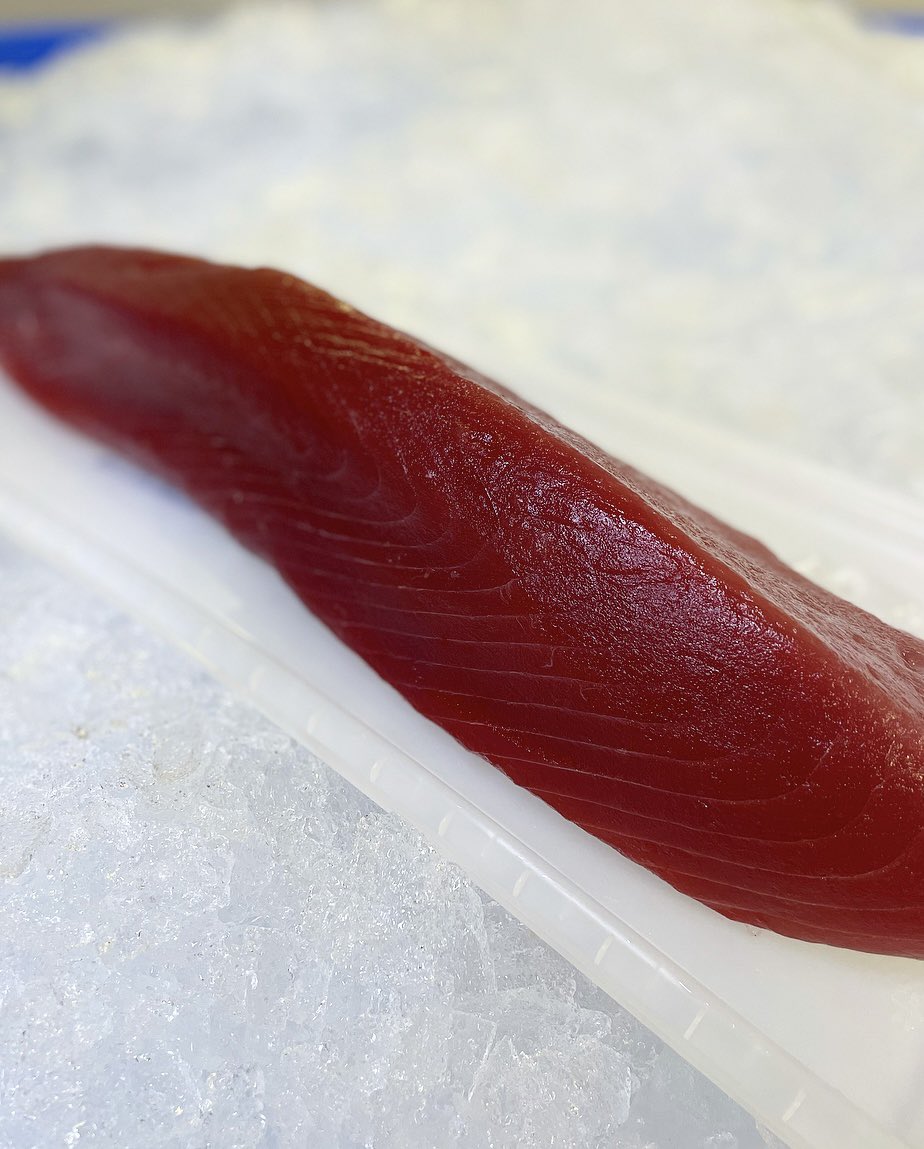 SamRustSeafood's tweet image. Premium Yellowfin Tuna rolling through our cutting room - get with your account rep to secure yours for the weekend! 🥵😍
#samrustseafood #wholesaleseafood #vadine #freshseafood #freshfishdaily #tunaspecial