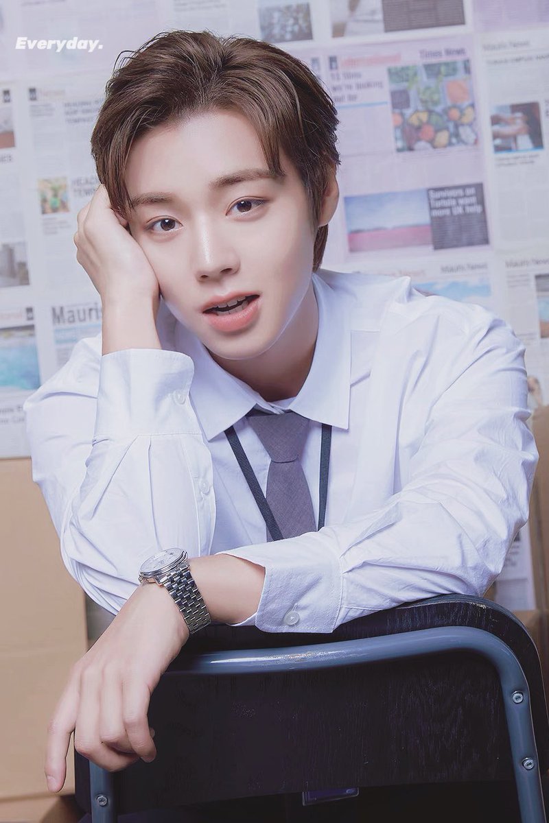 Everyday_529's tweet photo. 유니버스
Office Work - 광고 대행사
⠀
#PARKJIHOON #박지훈 https://t.co/NyVwPeFaE3