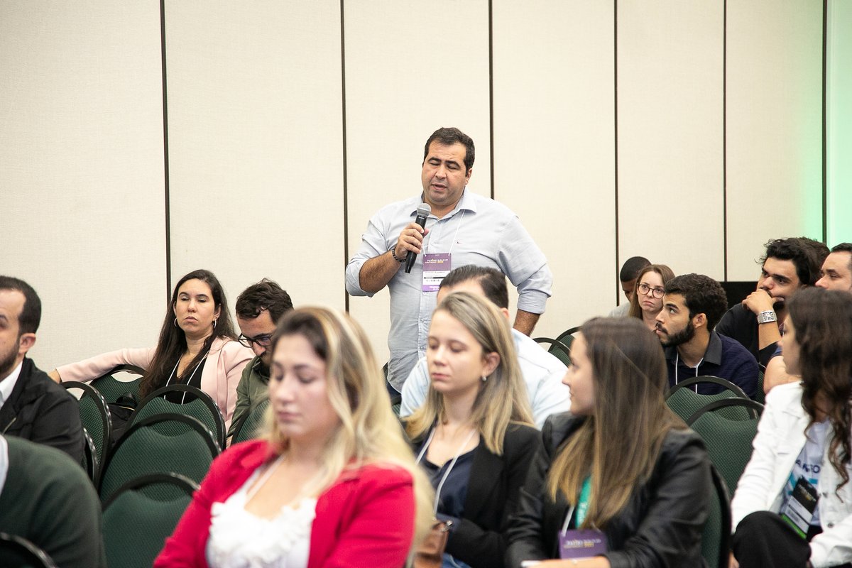 PavingExpo's tweet photo. Dia de #TBT e dia de relembrar o workshop da @kartado.com.br que rolou na PAVING

Estava por lá? Deixa nos comentários! 

#BES #equiposhow #showdemaquinas #maquinaspesadas #pacarregadeira #carregadeira #paving #infraestrutura #obras #pavingexpo #vamosseguir https://t.co/6kZkvHHZtD