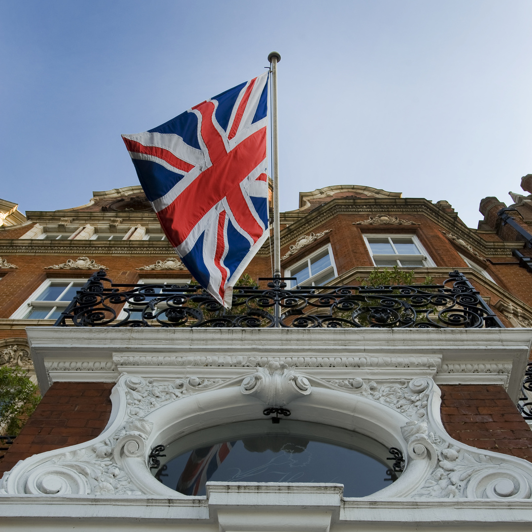 The Milestone Hotel & Residences tweet media