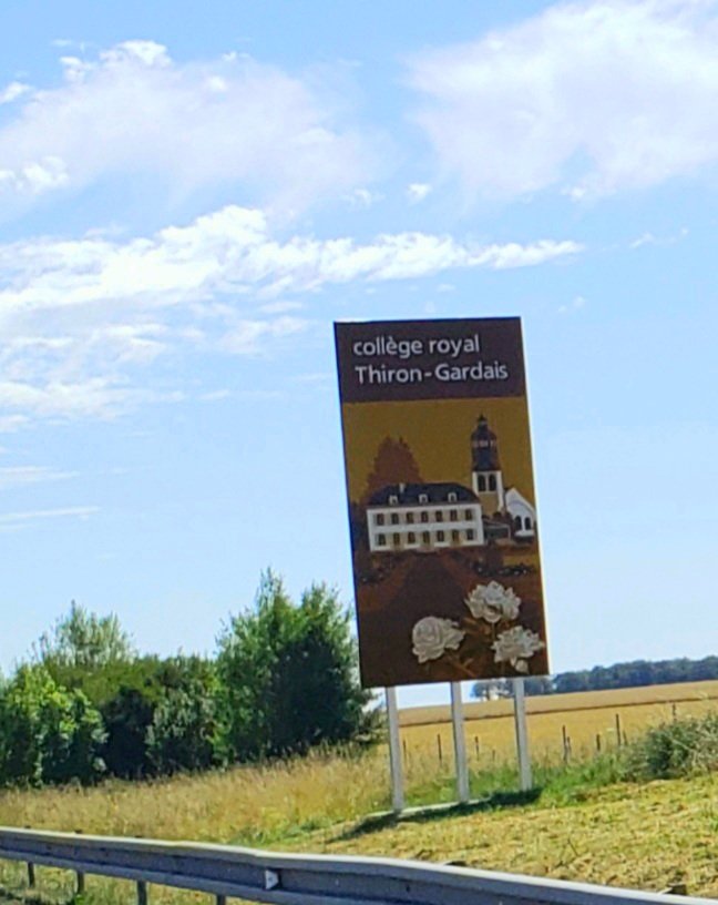 Collège Royal et Militaire de Thiron-Gardais tweet media