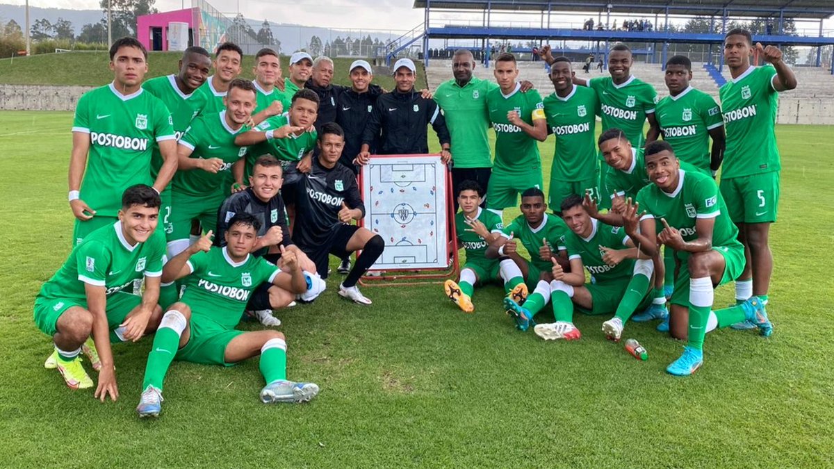 🇳🇬🔝 ¡Hoy jugamos la semifinal de la Copa Mitad del Mundo ante la U. Católica de Chile!

⌚: 1:00 pm
📺: <a href="/DIRECTV/">DIRECTV</a>
🏟️: Estadio Banco Guayaquil

#FormativoVerdolaga
