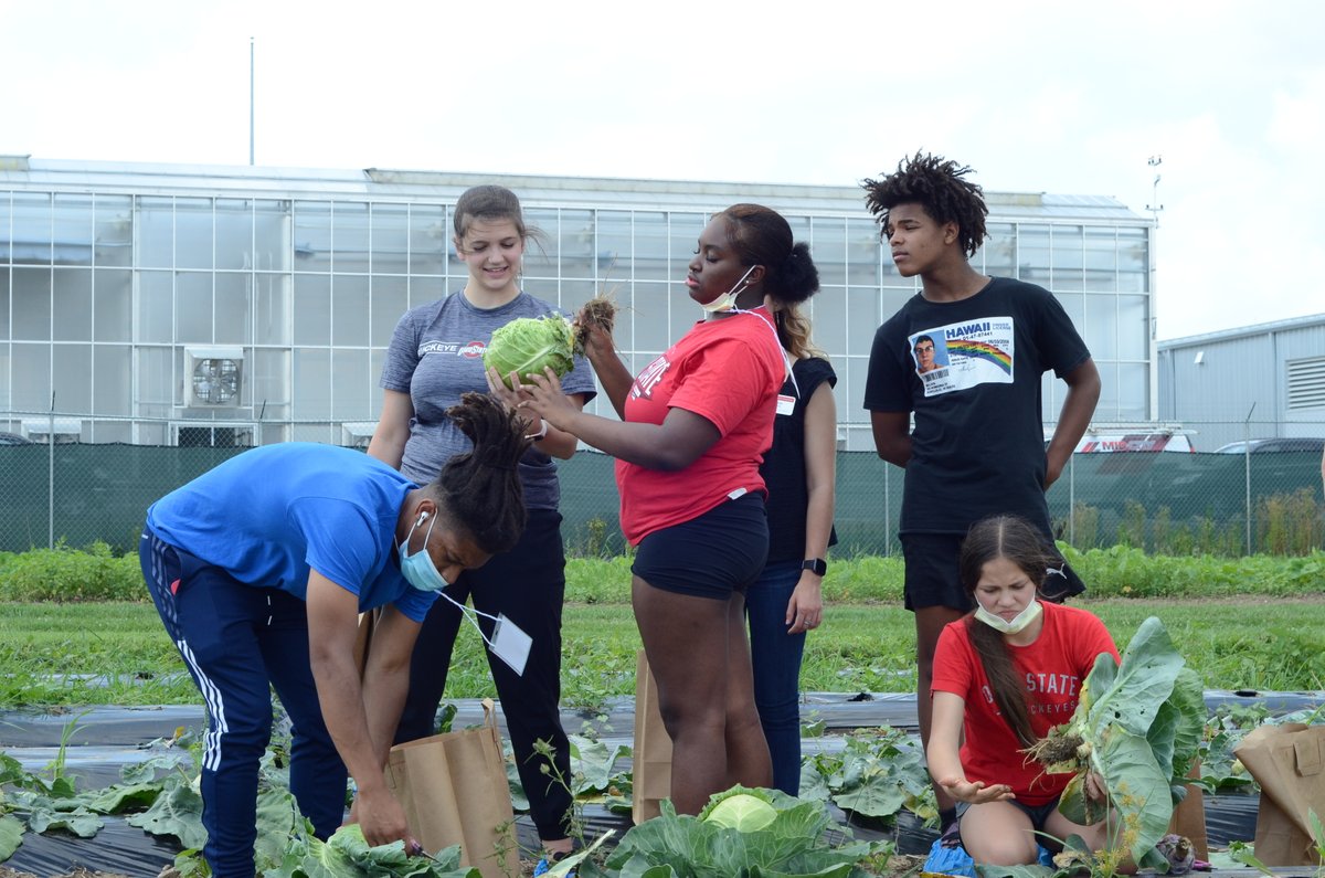 OSUPublicHealth's tweet photo. BSPH student @katelynablen is helping middle and high school students learn about public health for her summer capstone. @ColumbusHealth's Camp Public Health, which she helped relaunch after a 2-year hiatus, included lessons from @OhioState experts including alum @Carol_Smathers. https://t.co/d2TkEqbDlV