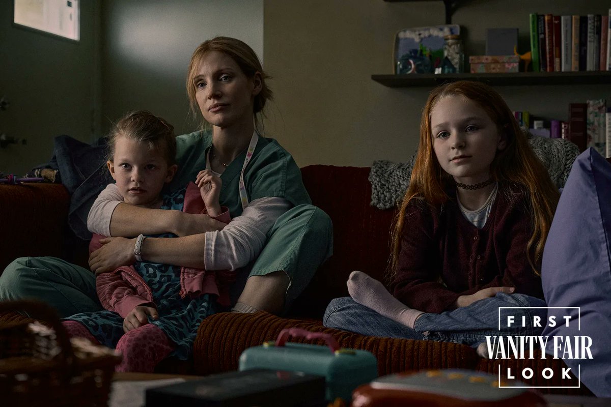 CinemaLegado's tweet photo. Jessica Chastain y Eddie Redmayne en 'The Good Nurse'. 🏥

El film cuenta la historia de Charles Cullen, un enfermero -y asesino en serie- que confirmó haber acabado con la vida de 40 pacientes durante sus 16 años de carrera, y la enfermera que ayudó a su captura.

📸:Vanity Fair https://t.co/iPKS7QTast