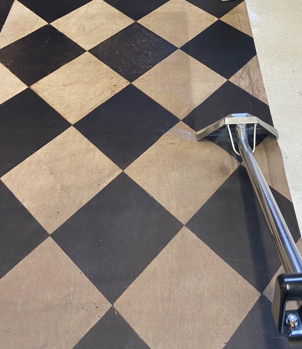 eyemats's tweet photo. Currently working on one of our annual Care and Maintenance jobs. So satisfying! These mats are down 6 months of the year and look at how much dirt is on them!! Your eyemats need regular maintenance to help keep the dirt out of your properties and protect the floors underneath. https://t.co/19xscqye52