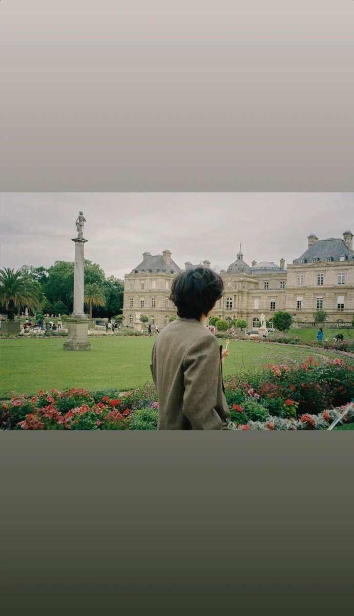 nosebanano's tweet photo. #btsv
#taehyunginparis https://t.co/8T7Gx0YA8X
