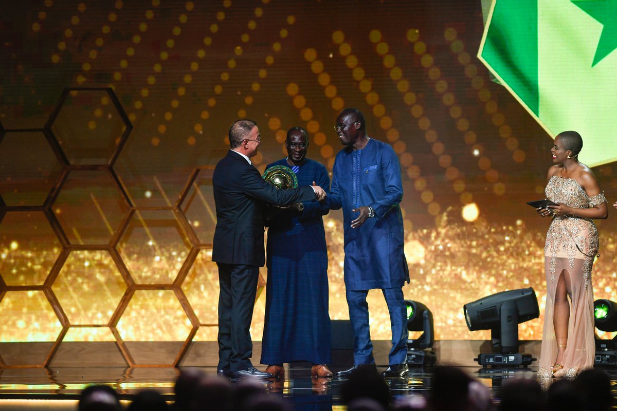 CAF_Online's tweet photo. They'll never feel more proud! 😍

Senegal truly deserved to be the National Team of the Year (MEN) 🇸🇳

#CAFAwards2022 https://t.co/VDaaINBric