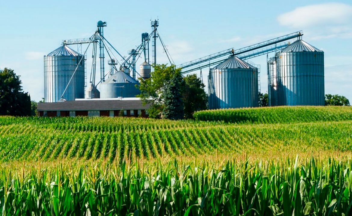 visionagro's tweet photo. #21Julio Socias López reveló primicias en materia político-económica durante entrevista con Visión Agropecuaria / El país no se ha arreglado ni se va a arreglar, ni van a solucionarse los problemas, va a mejorar ligeramente...

https://t.co/7HCiG5fftg https://t.co/38sPXEqTA0