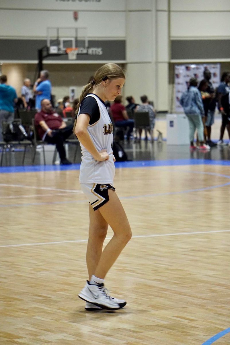 Becca11Robinson's tweet photo. Platinum Championship Bracket for @SALadyHoops 2026 Maroon playing up in 2025.  Next game 7:20 EST court 1.  @Ohio_Basketball #OrangeSplash @EastCarolina @AlabamaWBB @AuburnWBB @LSUwbkb @UIWWBB https://t.co/BjkgzjFx4a