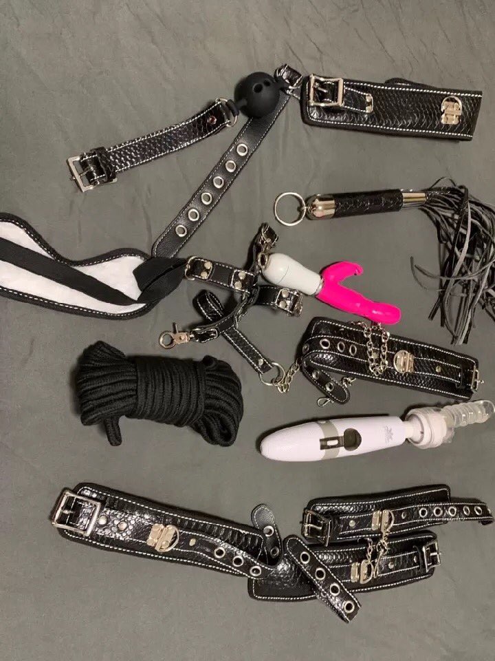 S47544879's tweet photo. 十八��武艺，应有尽有，喜欢的m可以私信与主人喔！让我们一起探讨探讨武艺的博大精深 #反差 #十八般武艺  #后入  #网调  #深入 https://t.co/o3izZB8Csm
