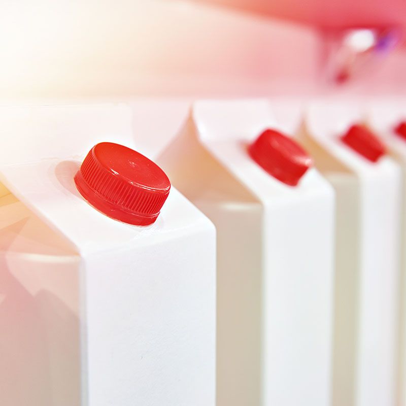 IntCorrCaseAssn's tweet photo. Tetra Pak is testing a fiber-based barrier to replace aluminum in food cartons. The #fiberbased barrier has the potential to enhance the environmental credentials of carton packs and improve their recyclability. https://t.co/qDvnuy67Ek https://t.co/6MBajxllTn