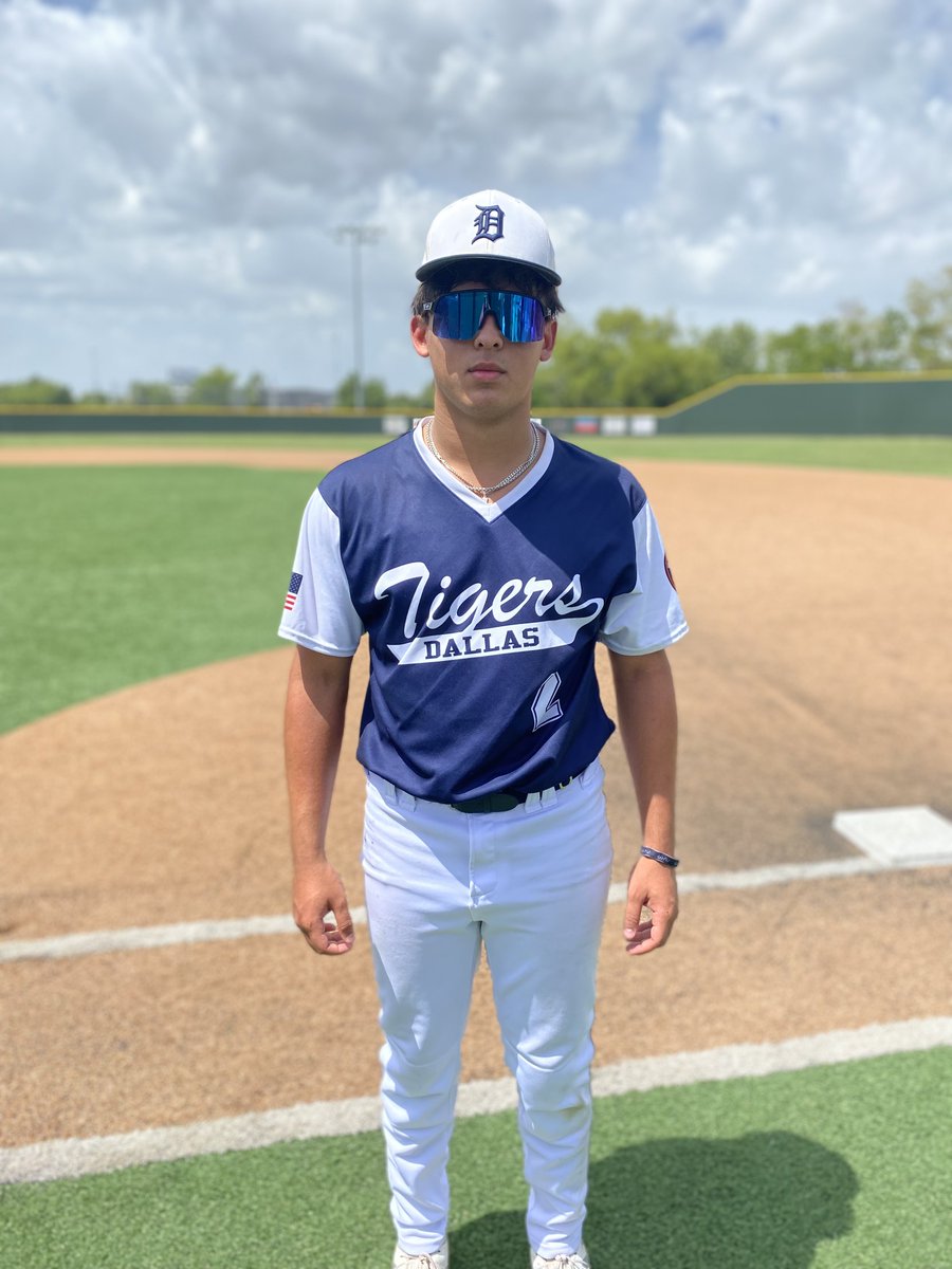 FiveToolTexas's tweet photo. #SatelliteWS F: @DTigerBaseball Houston 17U 4, Mizuno 2023 Moreno 3
PoG: Conner Godfrey 5 IP, 11K, 2H, 2 BB, 0R
Notable: Vincent Martinez 1-3, 2B, 3 RBI, R https://t.co/s7po1xyaVN