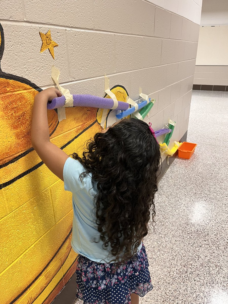LearnWithMay's tweet photo. STEM fun! After reading about force and motion, we tried creating marble tracks for a marble race. #Pathway2One https://t.co/fmhkn9ITgI