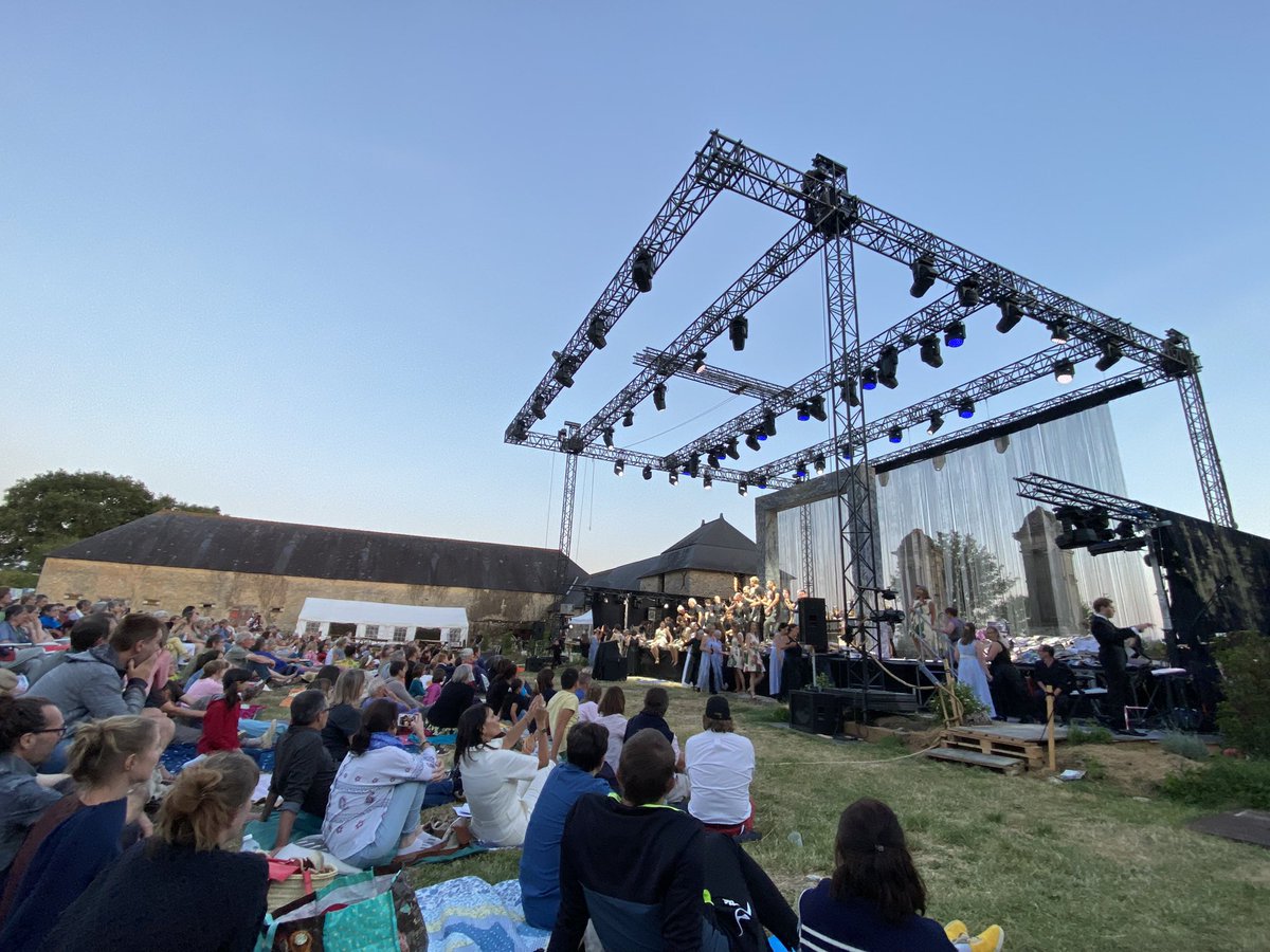 Pour profiter d’un opéra en plein air, rendez vous au château de Linières en #Mayenne, représentation jusqu’à samedi soir