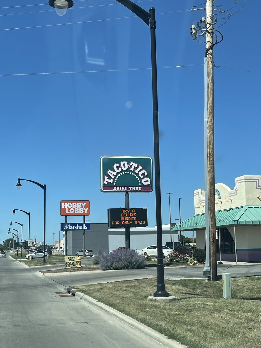JeffDubrofTV's tweet photo. Alright Taco Tico. Let’s see what the hype is all about! https://t.co/Res8V7GNcb