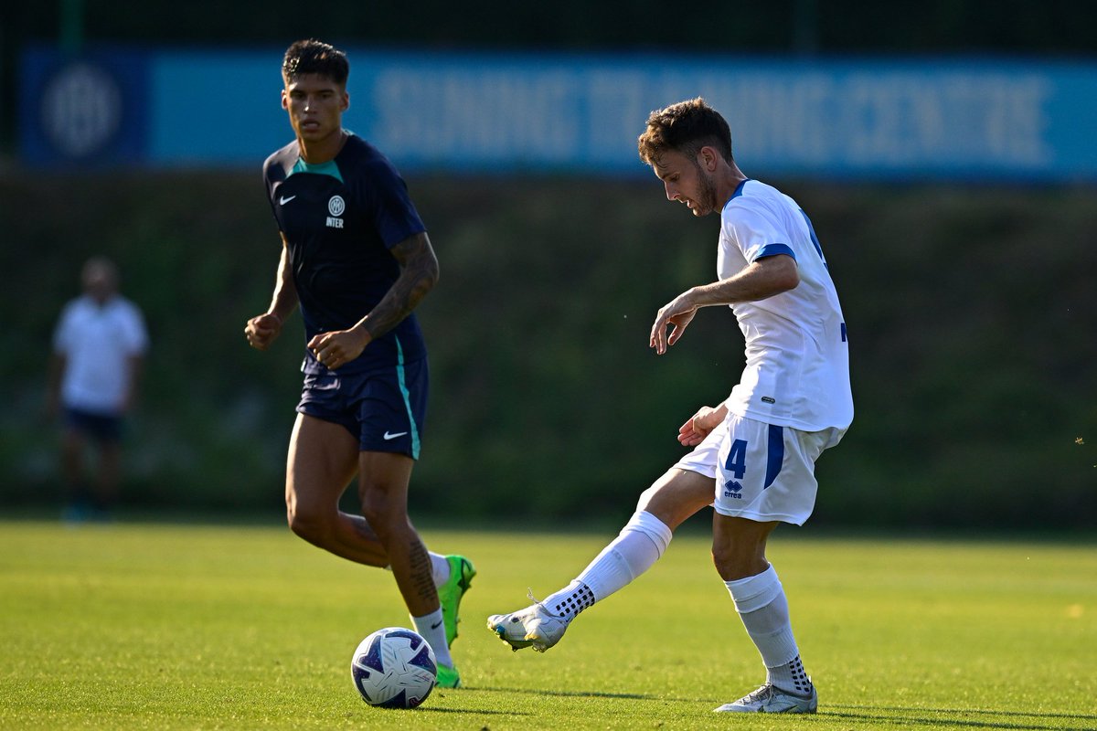 novarafootballE's tweet photo. 📸 #InterNovara
Aquí el resumen del juego 👉 https://t.co/CLDaKrbmt7
#ForzaNovara #NovaraFC #novarafootbalclub https://t.co/qenaC0Xbt7