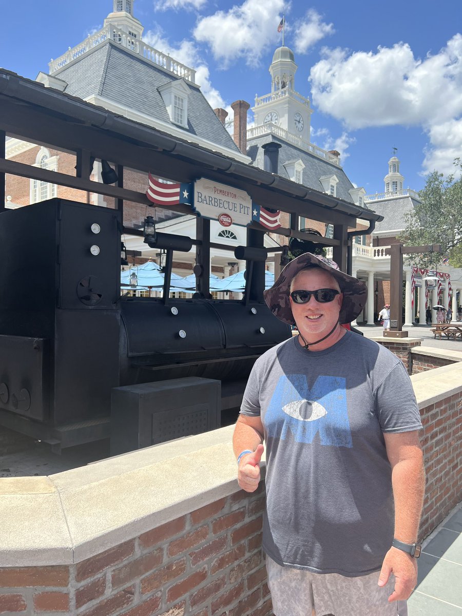 BbqProsper's tweet photo. Supporting my friends in the pits. This is from the Regal Eagle Smokehouse at the American Adventure in @EpcotCentre. They have KC,Texas,Carolinas, & Memphis styles represented. #supportyourlocalpitmasters @Disney @WaltDisneyWorld https://t.co/n4qMFqeP8R