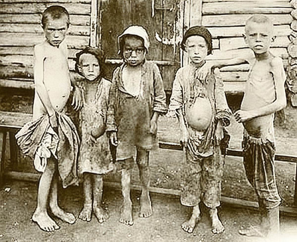 ChloeMacPhers0n's tweet photo. Radical far left extremism killed millions of Ukrainians
https://t.co/qgait7VcUn #ohrep #holodomor #hatepedia https://t.co/Bz7IBrGiGv