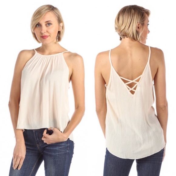 oly_babe's tweet photo. So good I had to share! Check out all the items I'm loving on @Poshmarkapp #poshmark #fashion #style #shopmycloset: https://t.co/LjrrFAahsj https://t.co/cYFwGxcGFi