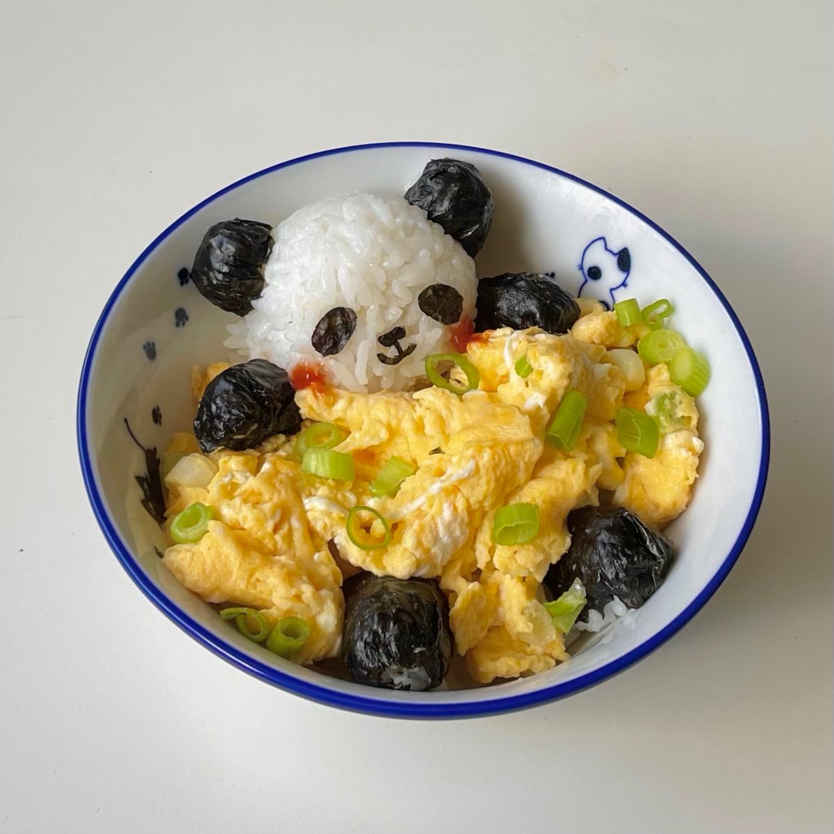 redbeanbaby's tweet image. fluffy egg n rice