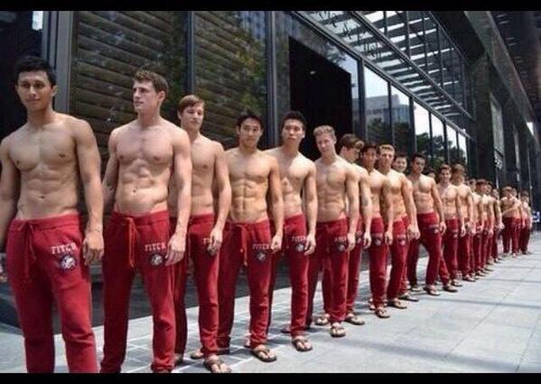 robomust937's tweet photo. Producers having men on standby for Danica  #LoveIsland https://t.co/TBs2NmOSnb