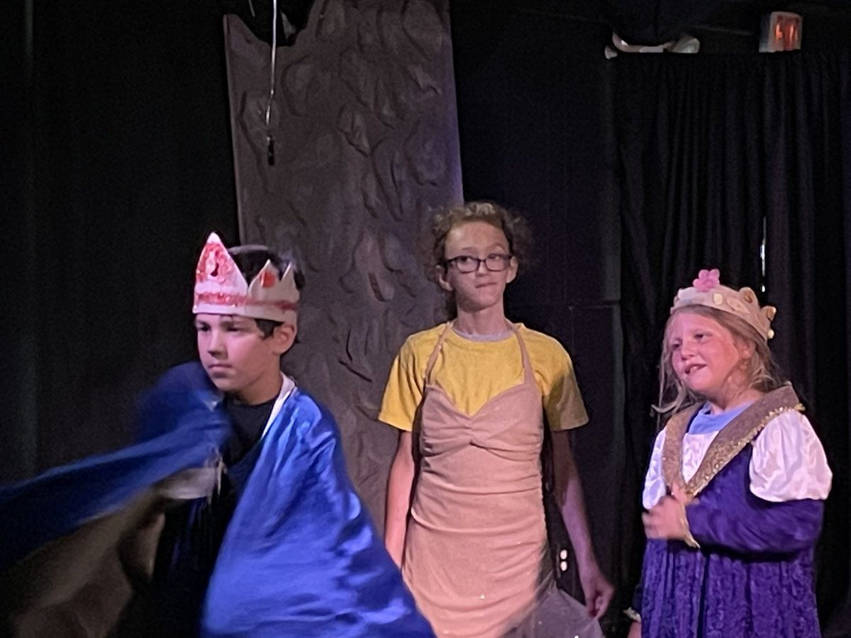 FulmarRdMusic's tweet photo. One of Fulmar’s fabulous kiddos taking the stage this afternoon! Bravo! Awesome job! https://t.co/HreV9o4JYo
