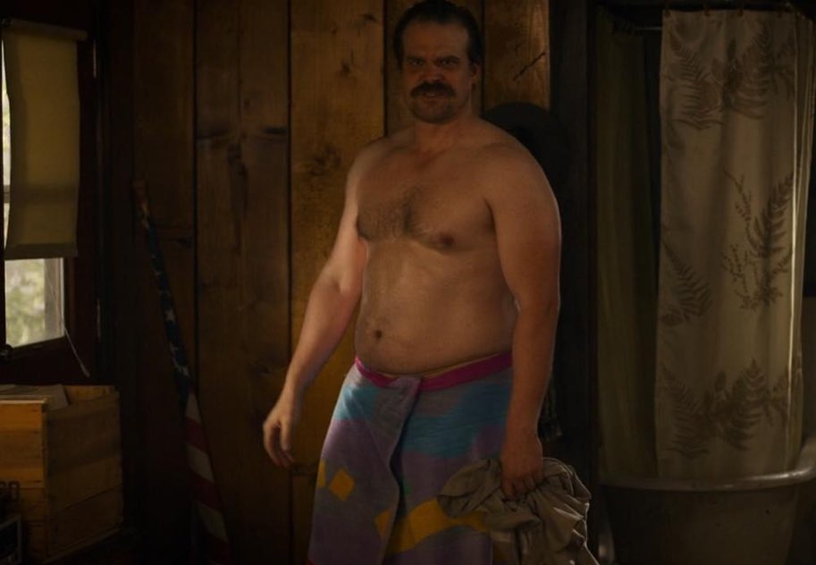 interact if you love jim "dad bod" hopper. i wanna see something....